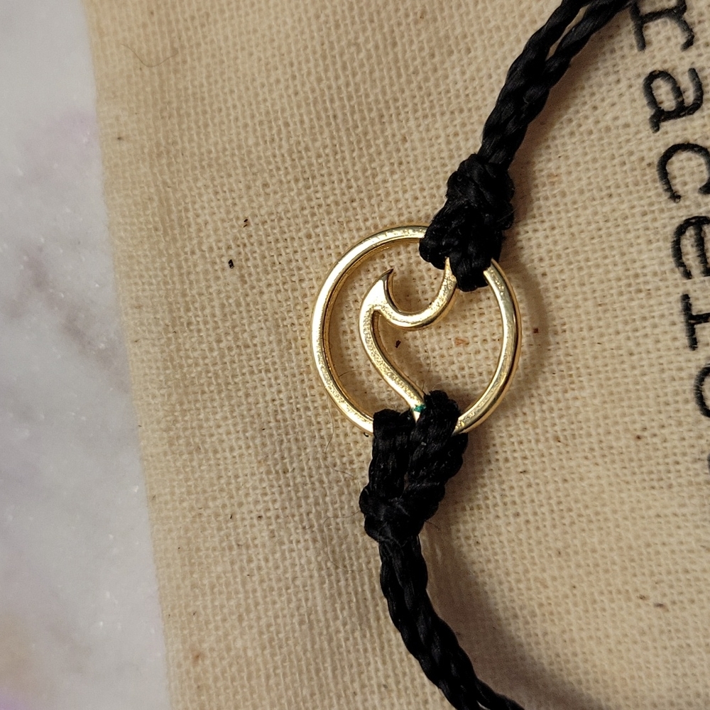 Pyramidal Bracelet - Picture 3 of 3